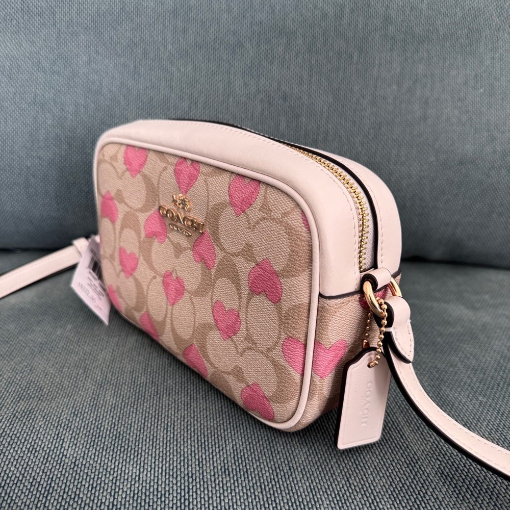 NWT Coach Mini Jamie Camera Bag In Signature Canvas With Heart Print CO940 - Picture 2 of 8